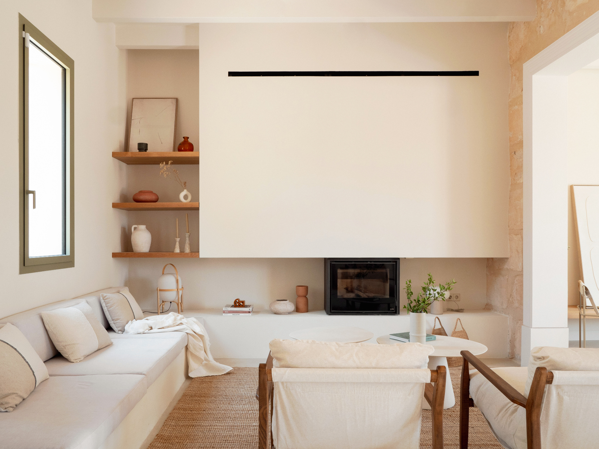 BESPOKE MEDITERRANEAN TOWNHOUSE
